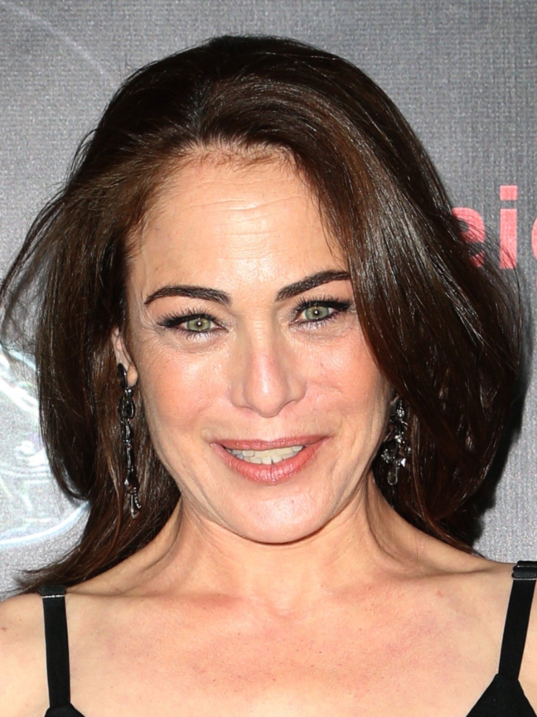 How tall is Yancy Butler?